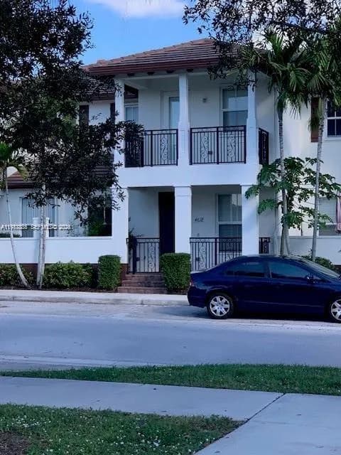 4612 Monarch Way, Coconut Creek FL 33073