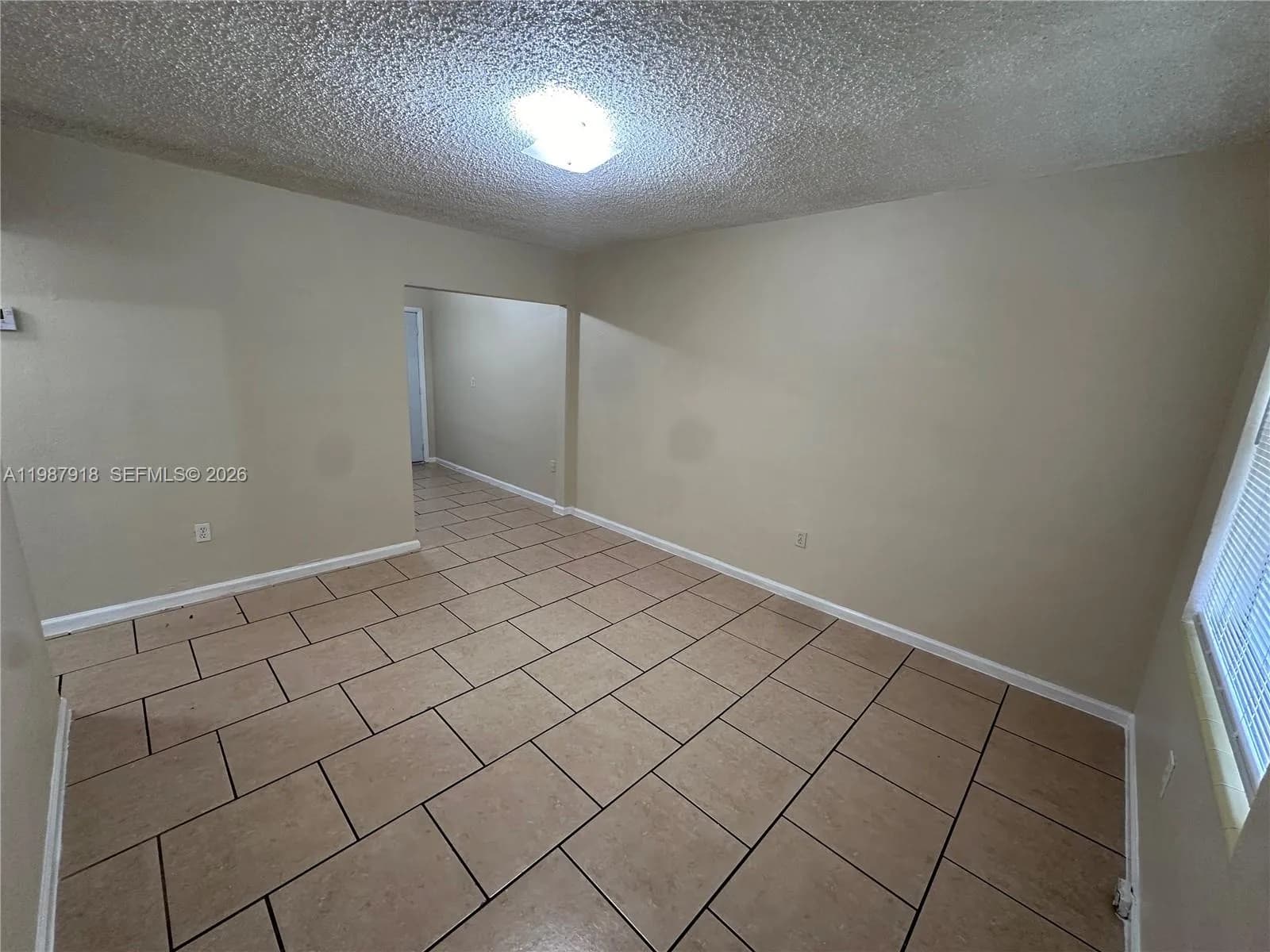 1500 NW 53rd St # 5230, Miami FL 33142