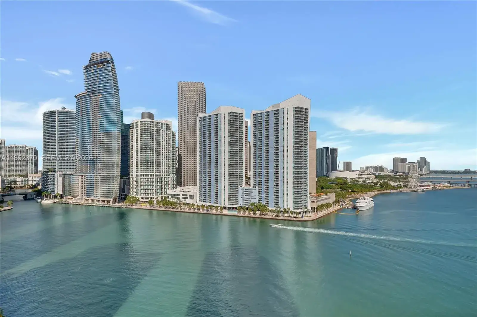 3 bedroom 3 bath Residential for sale at 848 Brickell Key Dr # 1906, Miami FL 33131