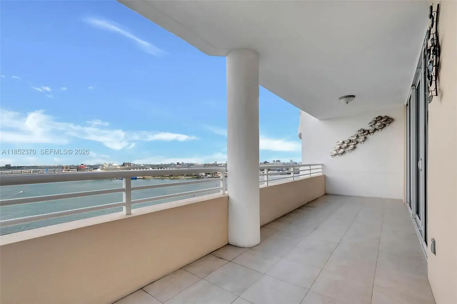 848 Brickell Key Dr # 1906, Miami FL 33131 photo 4