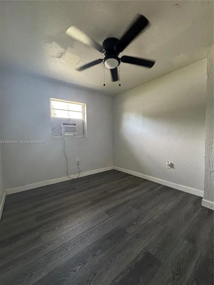7802 NW 8th Ave # 3, Miami FL 33150 photo 2