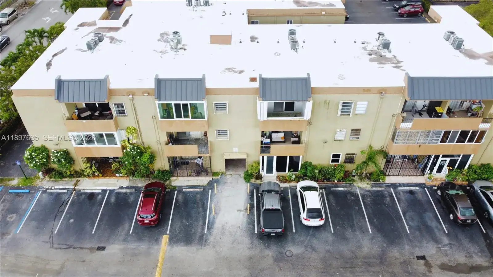 6090 W 18th Ave # 336, Hialeah FL 33012 photo 4