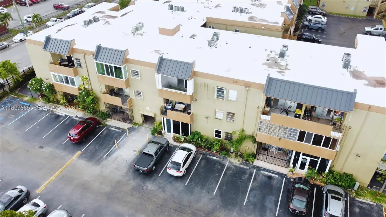 6090 W 18th Ave # 336, Hialeah FL 33012 photo 5