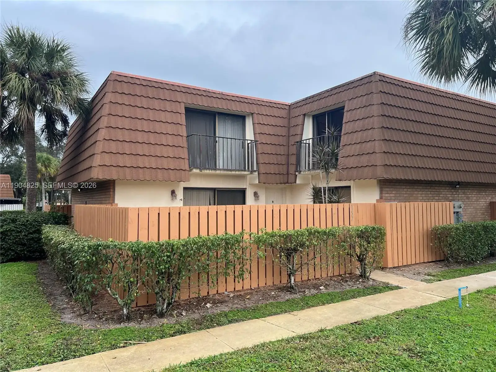 157 Heritage Way, West Palm Beach FL 33407