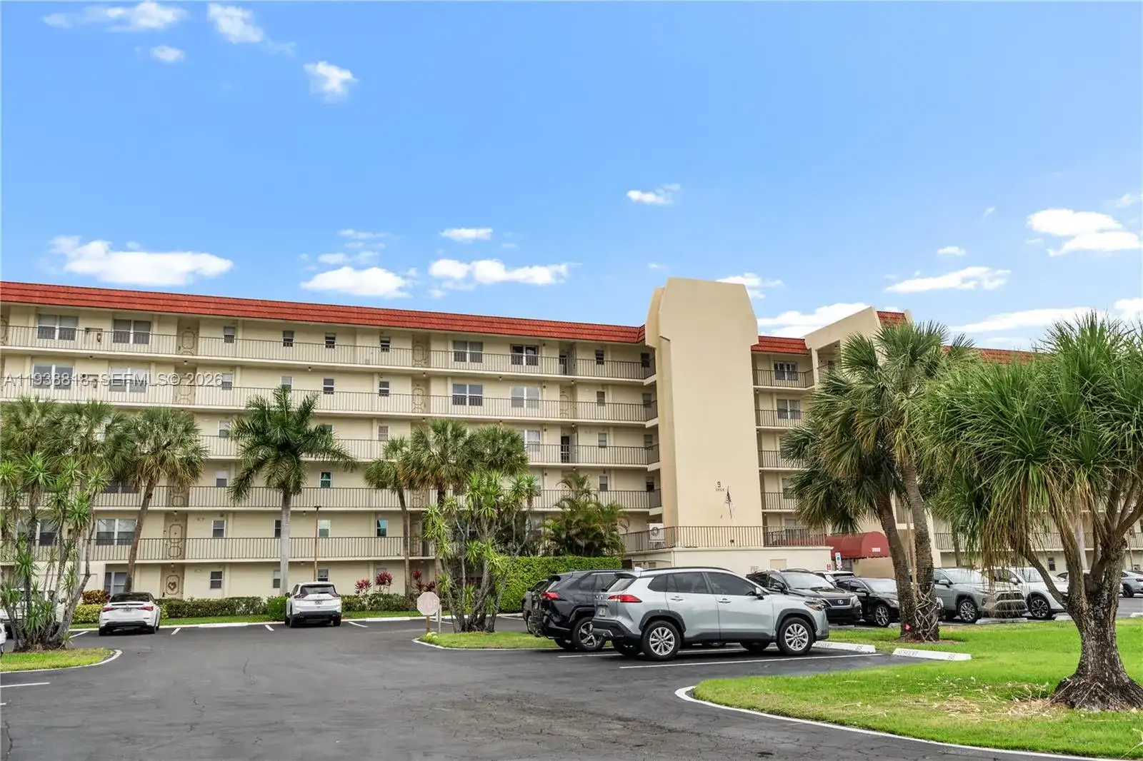 3959 Via Poinciana # 605, Lake Worth FL 33467 photo 2