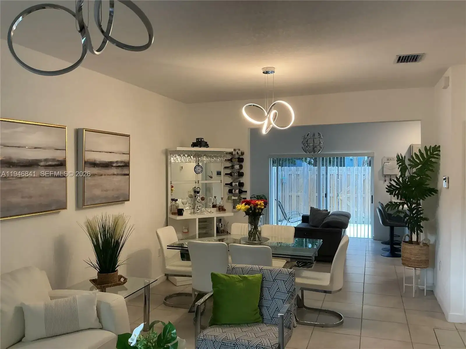 484 NE 4th Ave, Florida City FL 33034 photo 4
