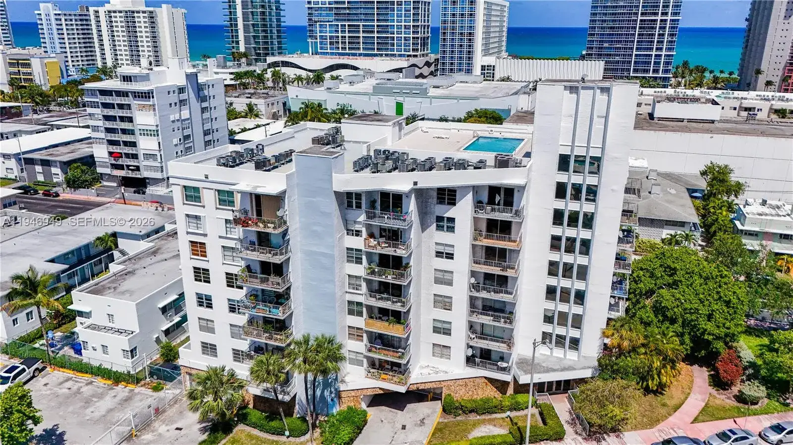 1 bedroom 1 bath Residential for sale at 6801 Indian Creek Dr # 602, Miami Beach FL 33141