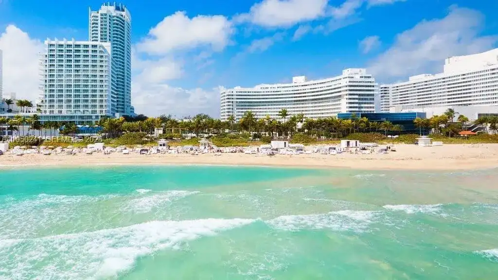 4391 Collins Ave # 419, Miami Beach FL 33140 photo 3