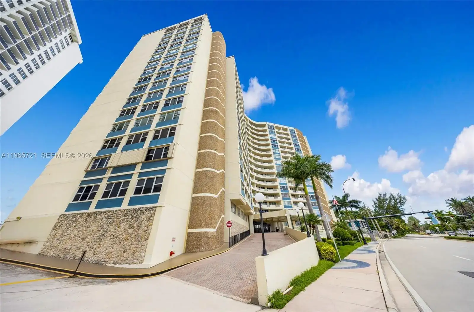 3180 S Ocean Dr # 607, Hallandale Beach FL 33009 photo 5