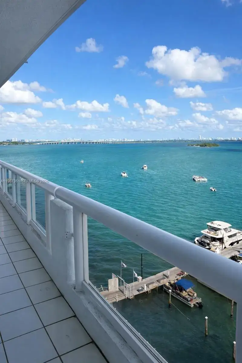1717 N Bayshore Dr # 1132, Miami FL 33132