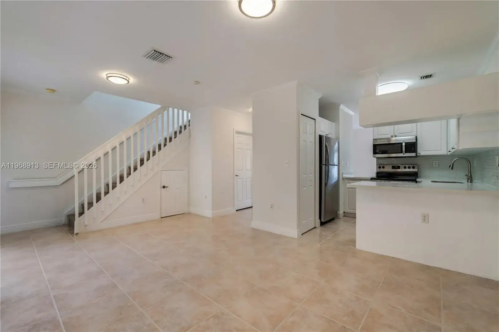 7733 SW 94th Ln, Miami FL 33156 photo 4