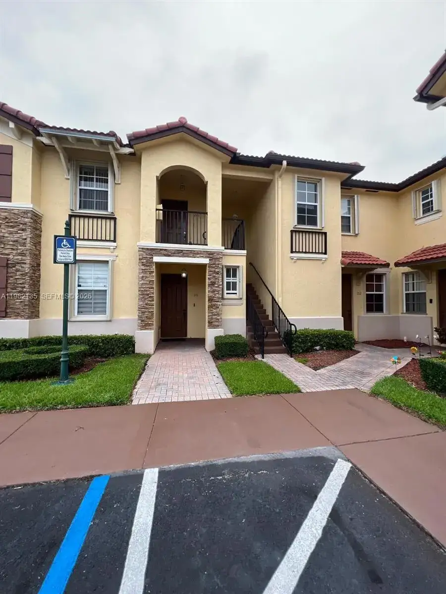 1420 NE 33rd Ave # 15, Homestead FL 33033