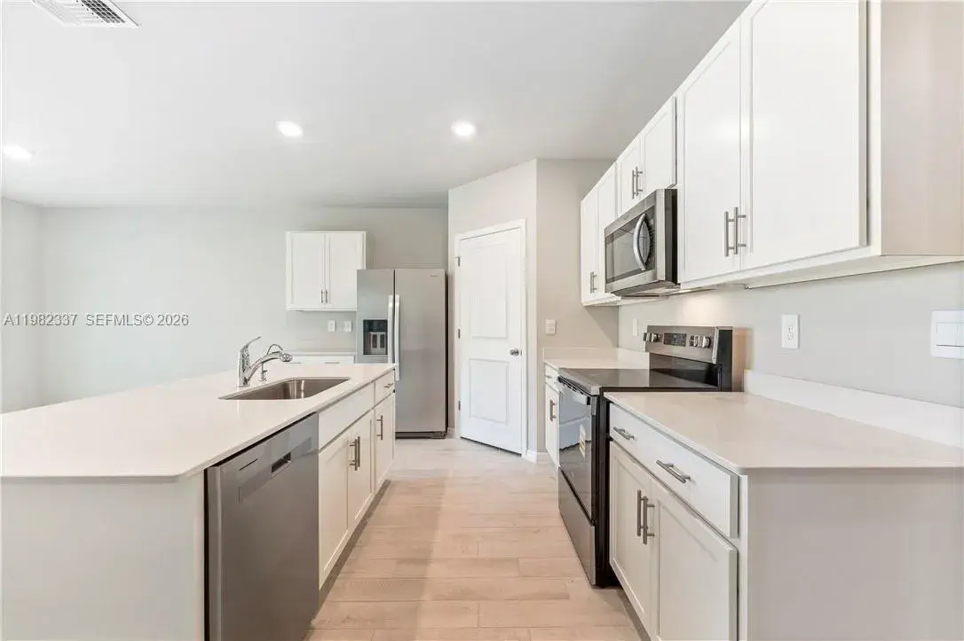5215 BUTTE ST, Lehigh Acres FL 33971