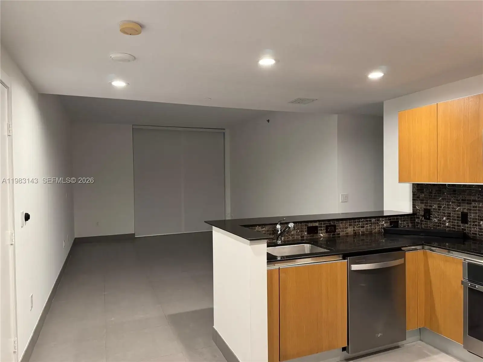 1060 Brickell Ave # 1707, Miami FL 33131 photo 4
