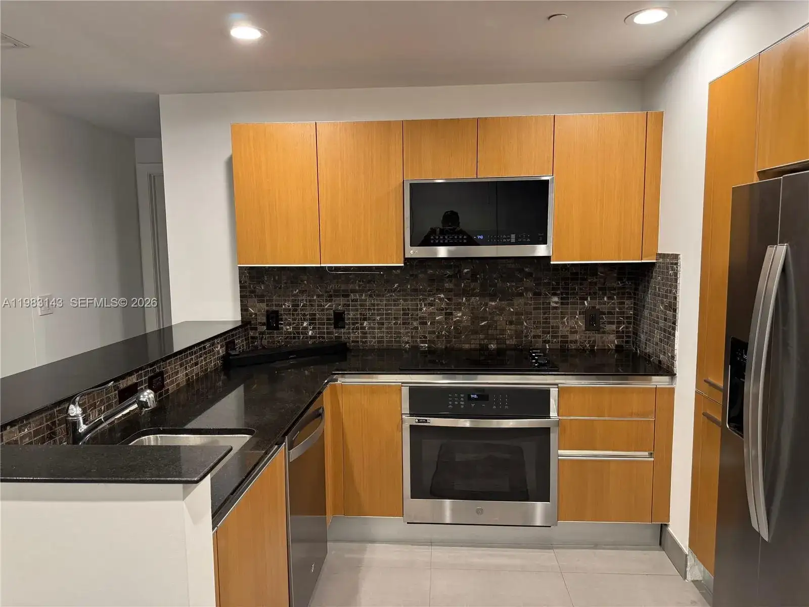 1060 Brickell Ave # 1707, Miami FL 33131 photo 5