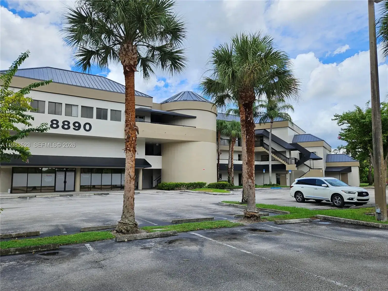 8890 W Oakland Park Blvd # M, Sunrise FL 33351