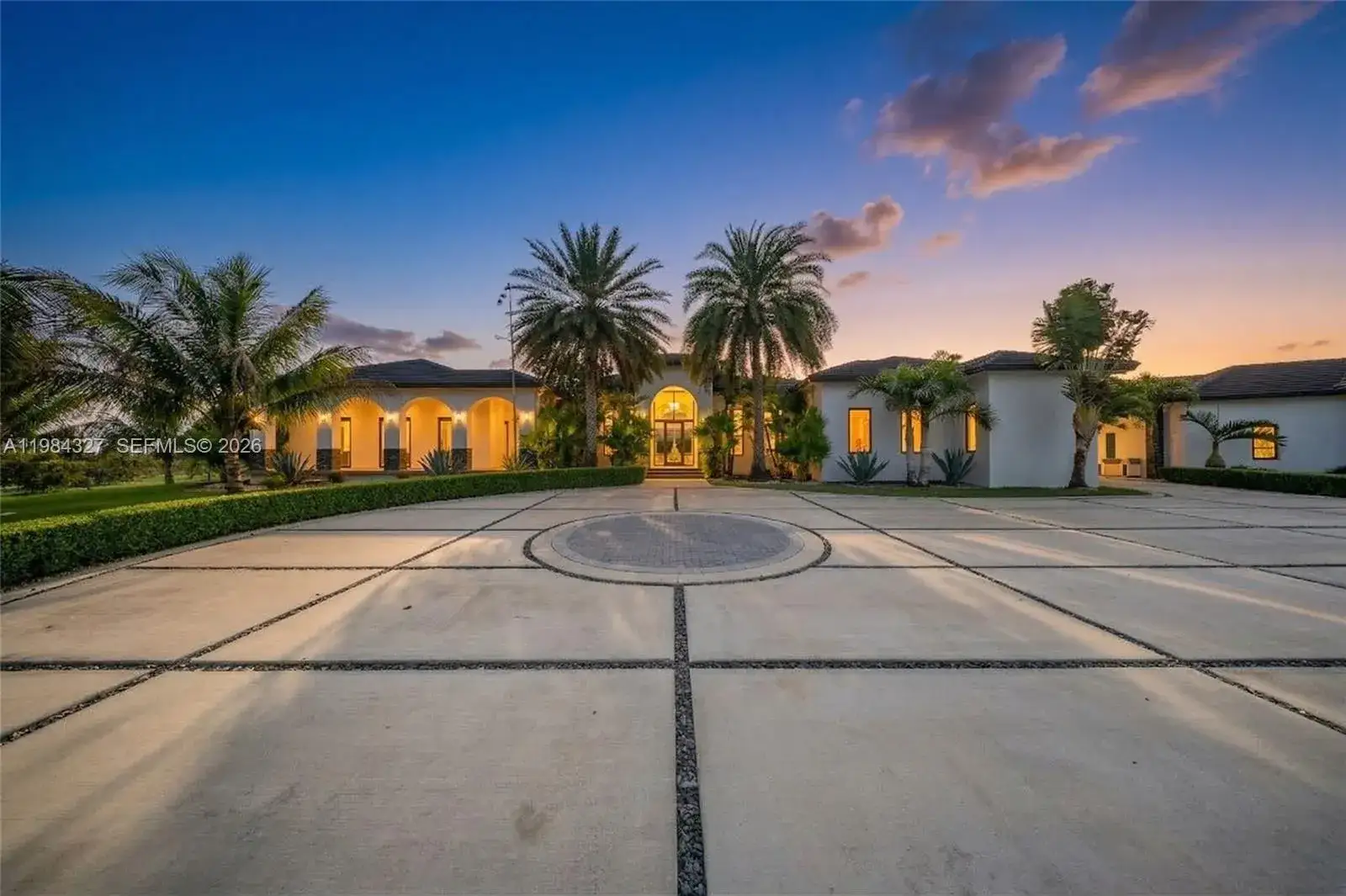 15620 SW 188th Ct, Miami FL 33187