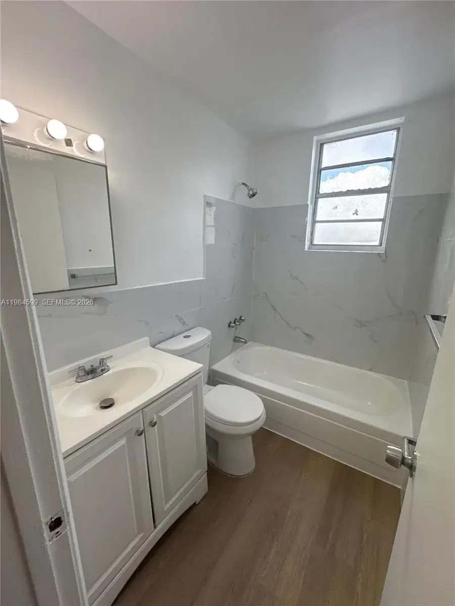 2312 SW 17th St # 10, Miami FL 33145