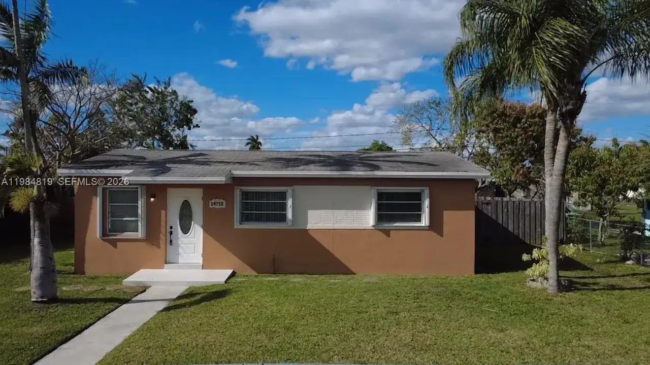 14755 SW 302nd St, Homestead FL 33033