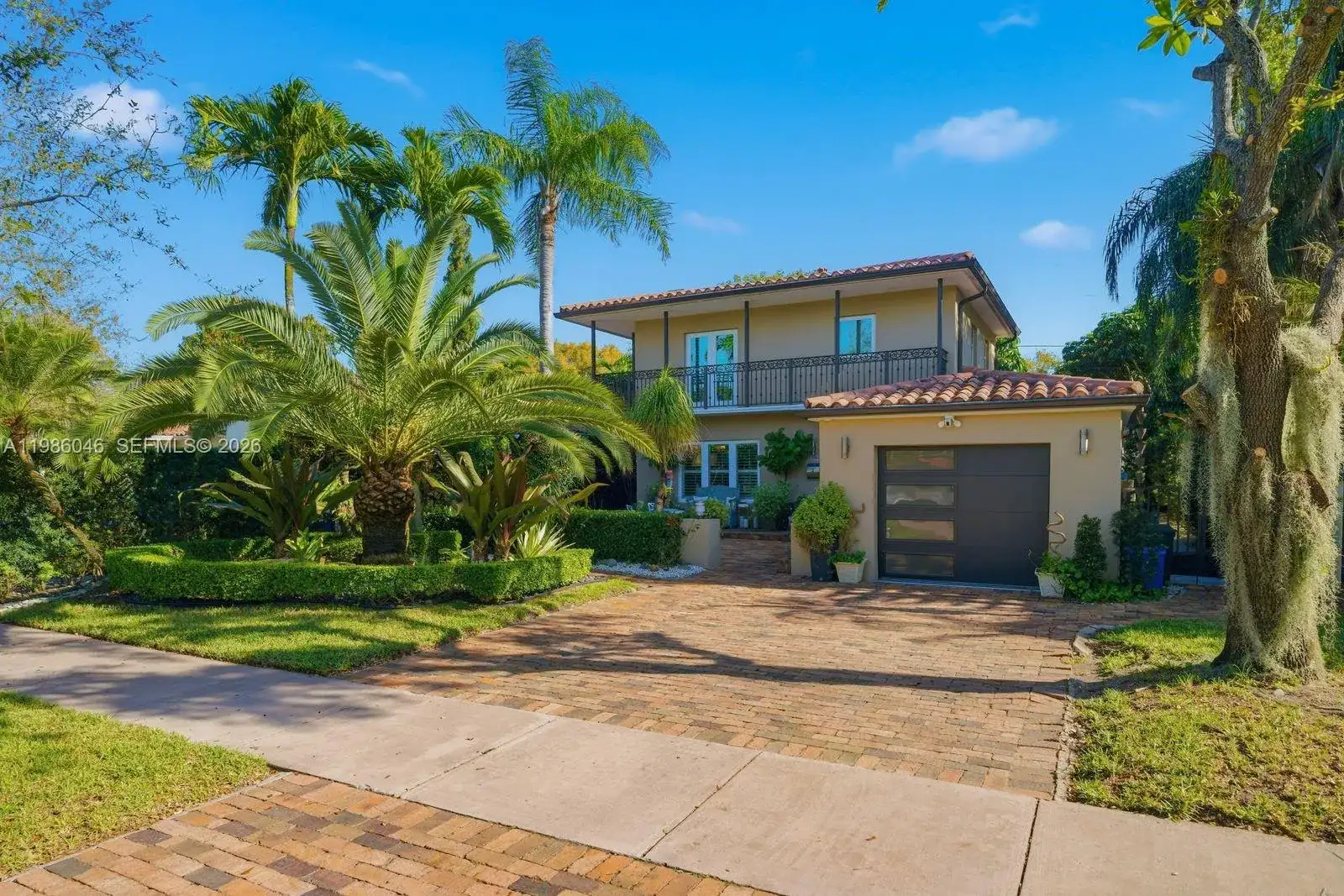 430 Candia Ave, Coral Gables FL 33134 photo 2