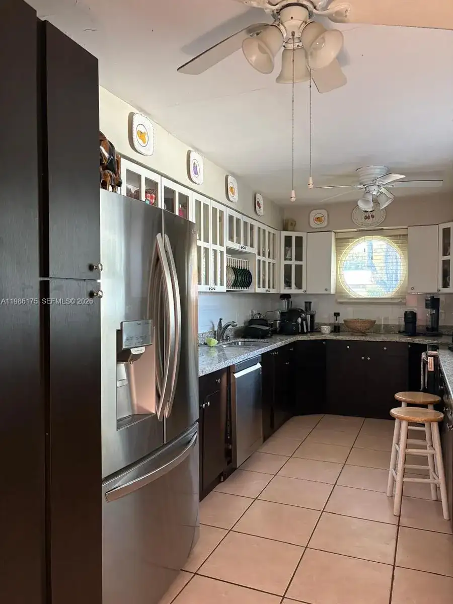 1758 SW 18th St, Miami FL 33145 photo 2