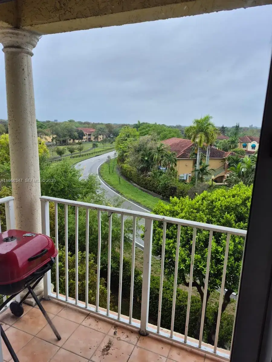 6930 NW 179th St # 8, Hialeah FL 33015