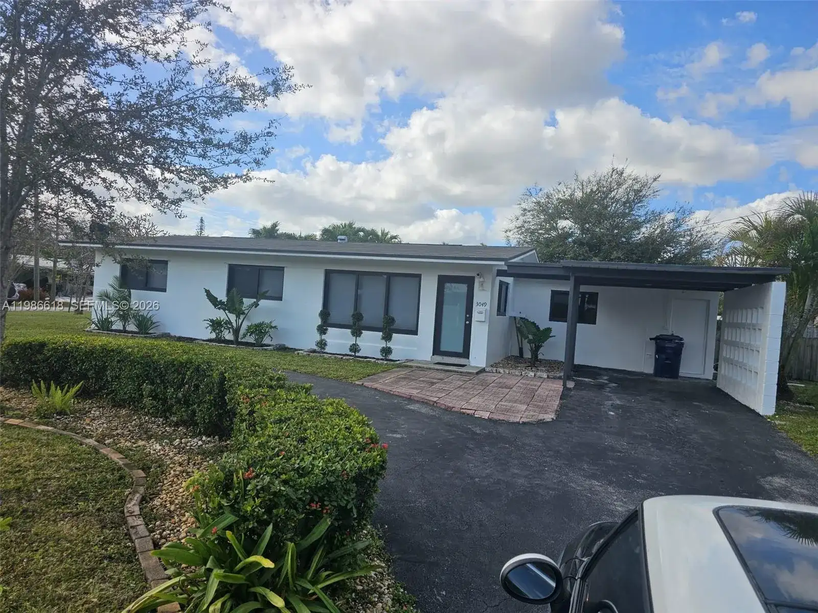 3049 NW 6th Ave, Wilton Manors FL 33311 photo 2