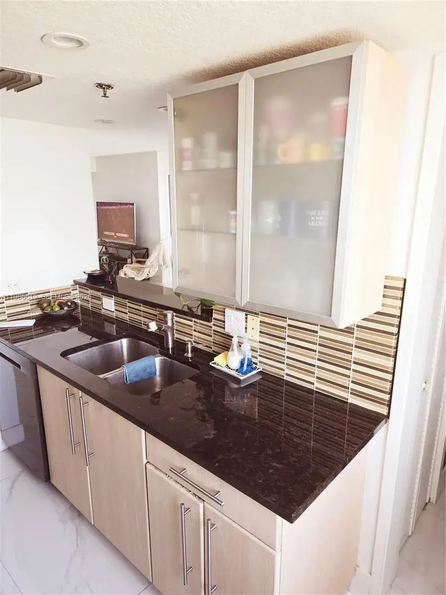 1650 Coral Way # 702, Miami FL 33145 photo 3