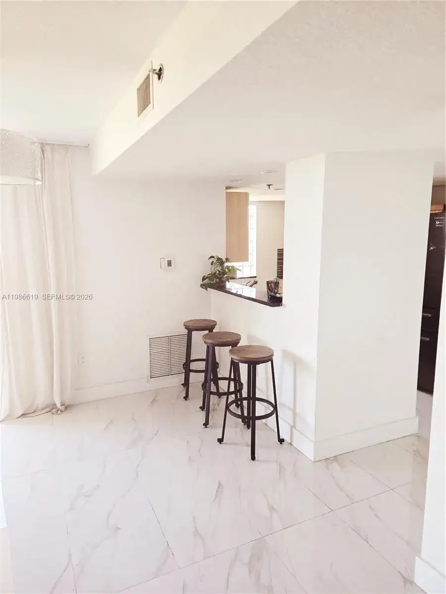 1650 Coral Way # 702, Miami FL 33145 photo 4