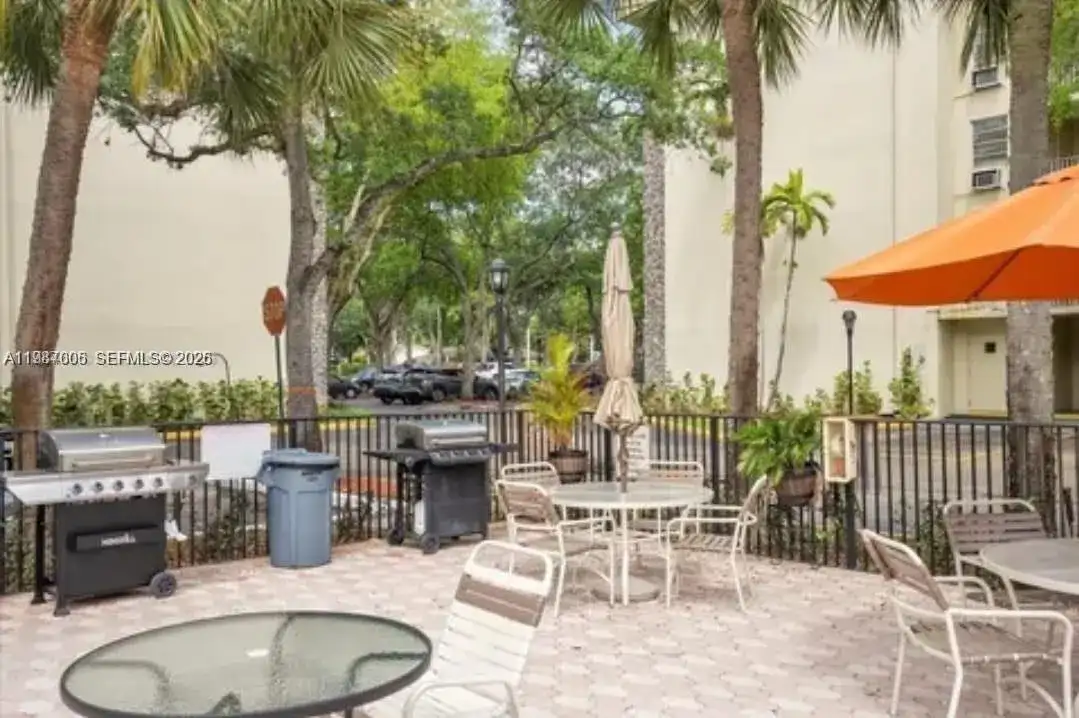 6700 Cypress Rd # 409, Plantation FL 33317 photo 3