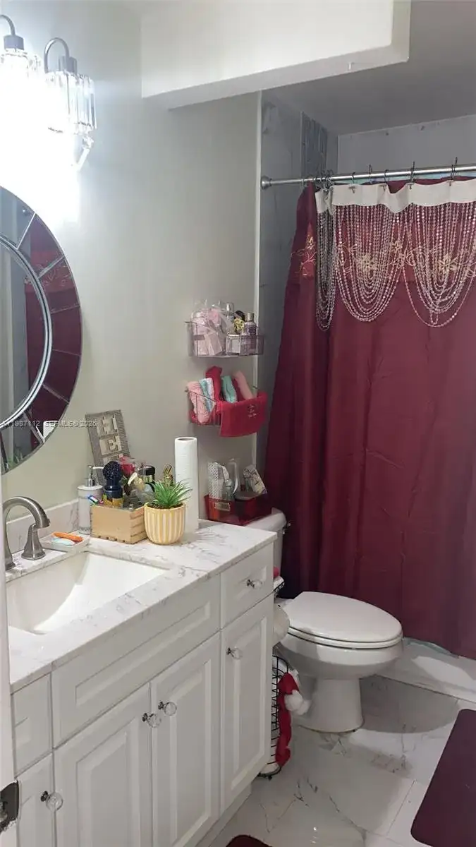 4969 SW 7th St, Margate FL 33068 photo 3