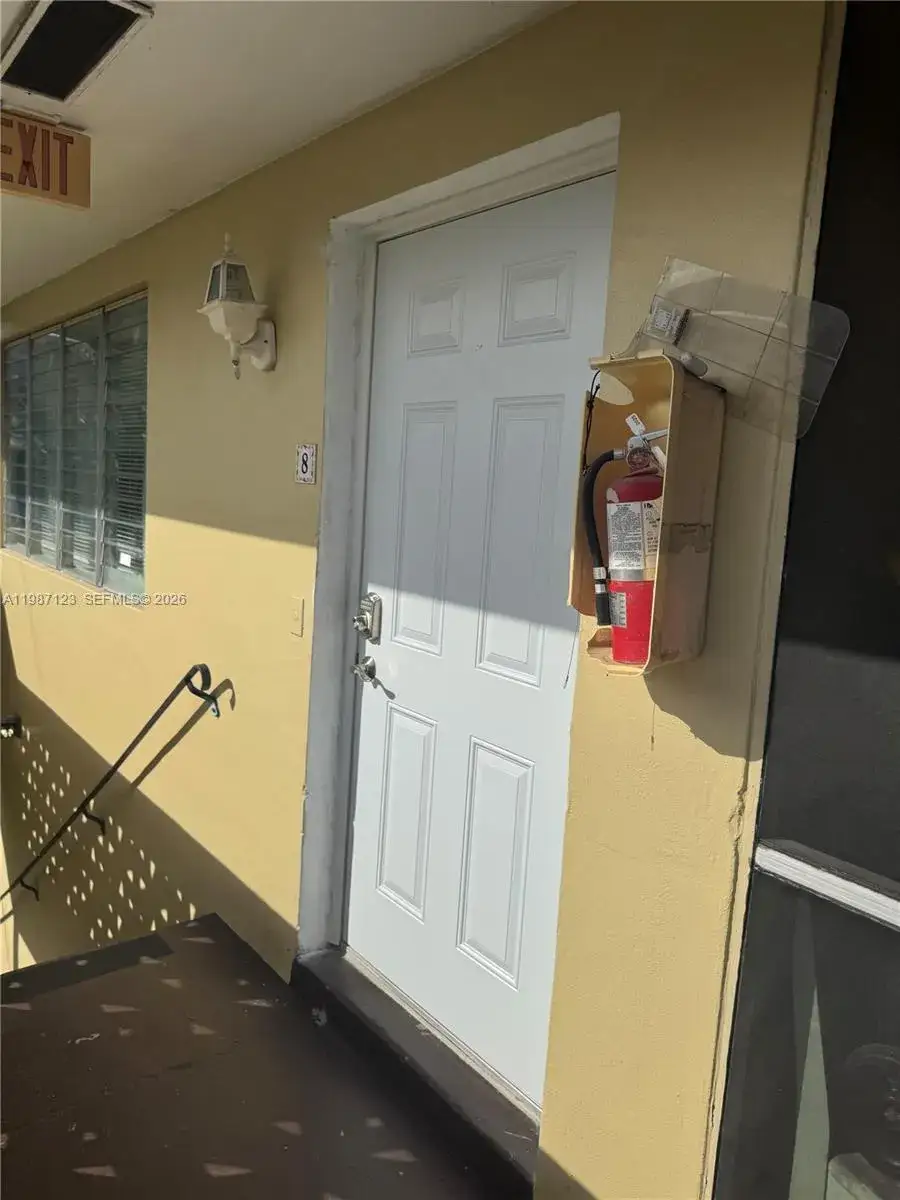 11945 NE 19th Dr # 8, North Miami FL 33181