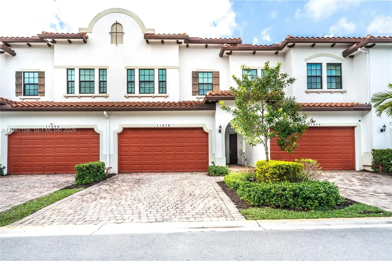 11674 SW 13th Ln # 1674, Pembroke Pines FL 33025