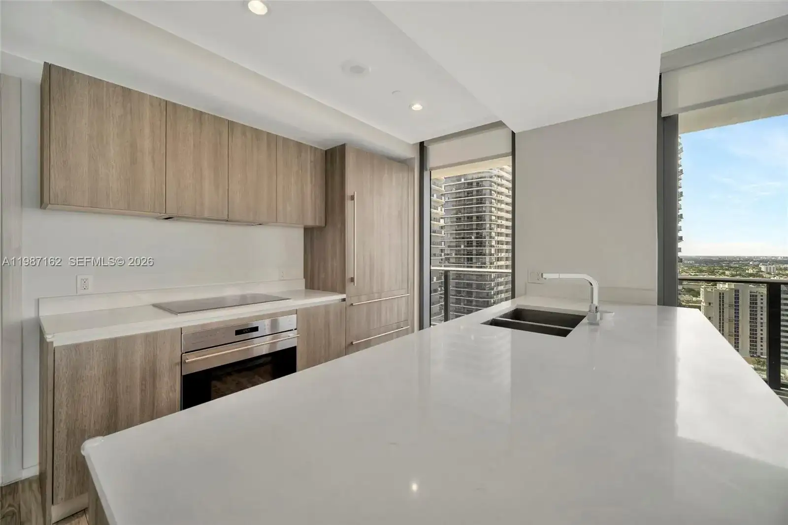 801 S Miami Ave # 2909, Miami FL 33130 photo 4