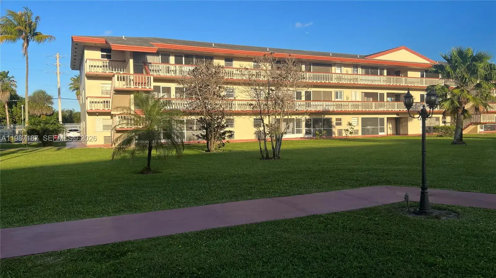 5300 Washington St # K223, Hollywood FL 33021