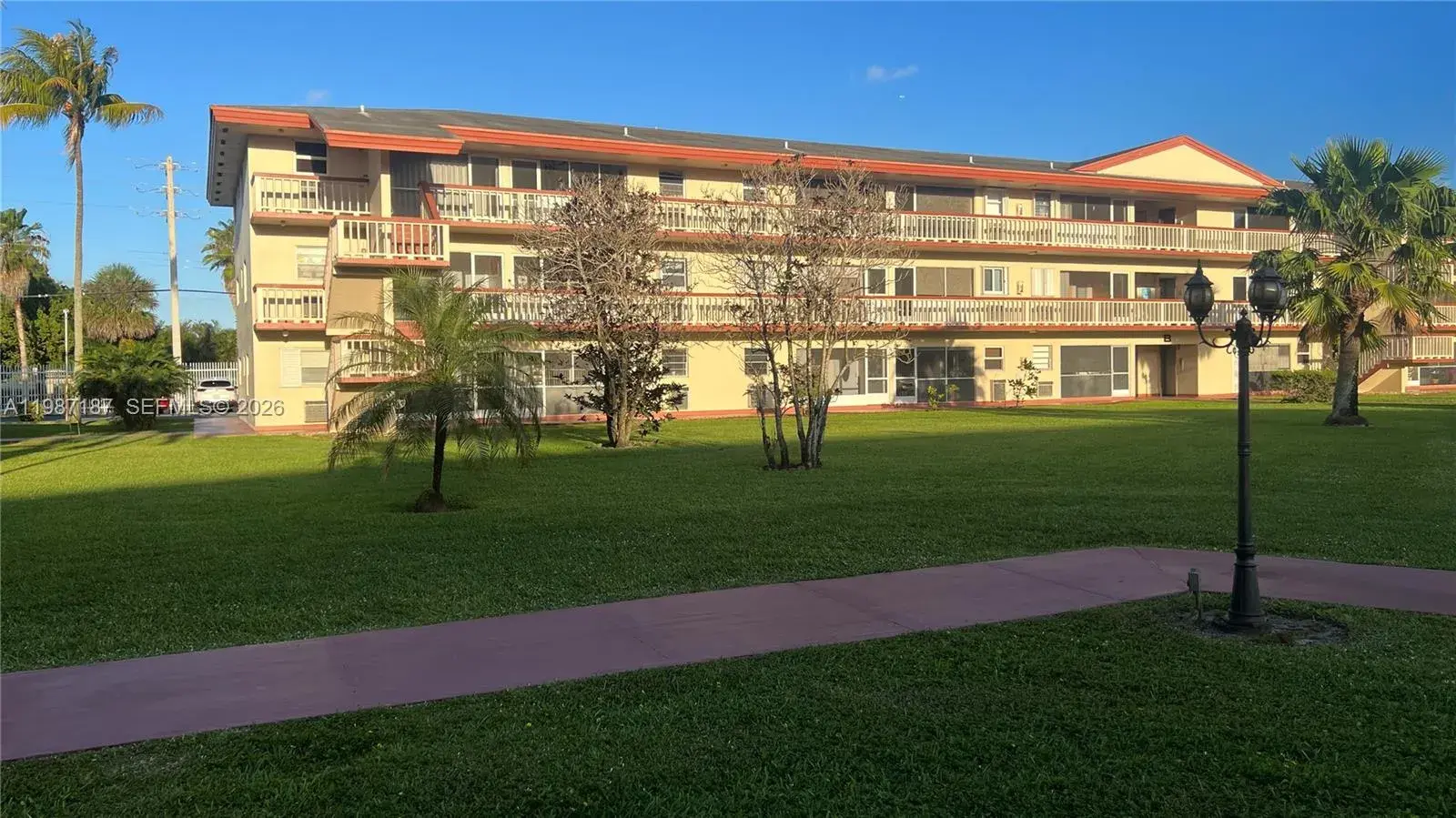 5300 Washington St # K223, Hollywood FL 33021