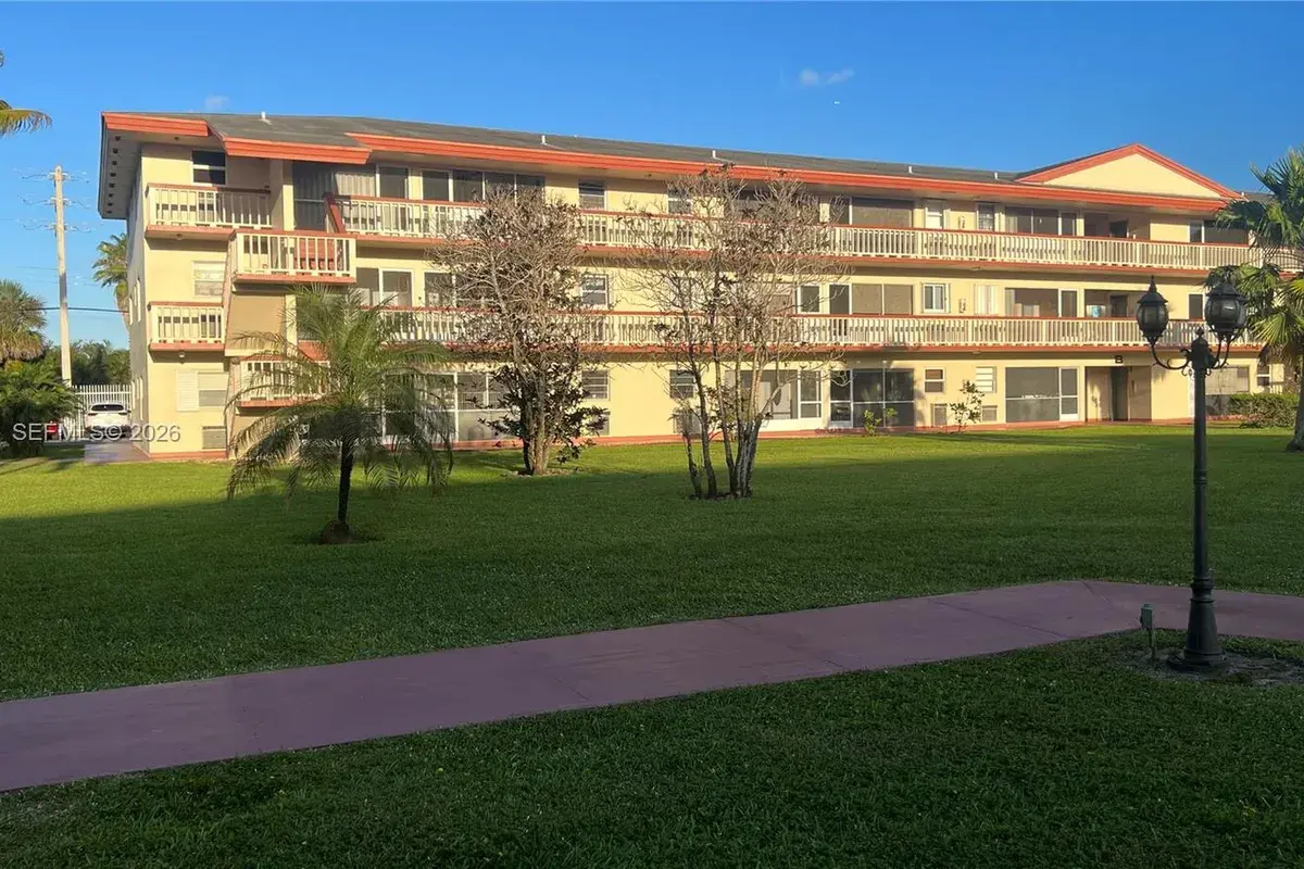 5300 Washington St # K223, Hollywood FL 33021