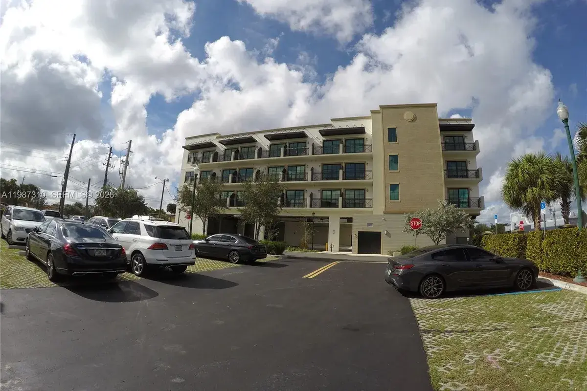 4100 SW 64th Ave # 409, Davie FL 33314