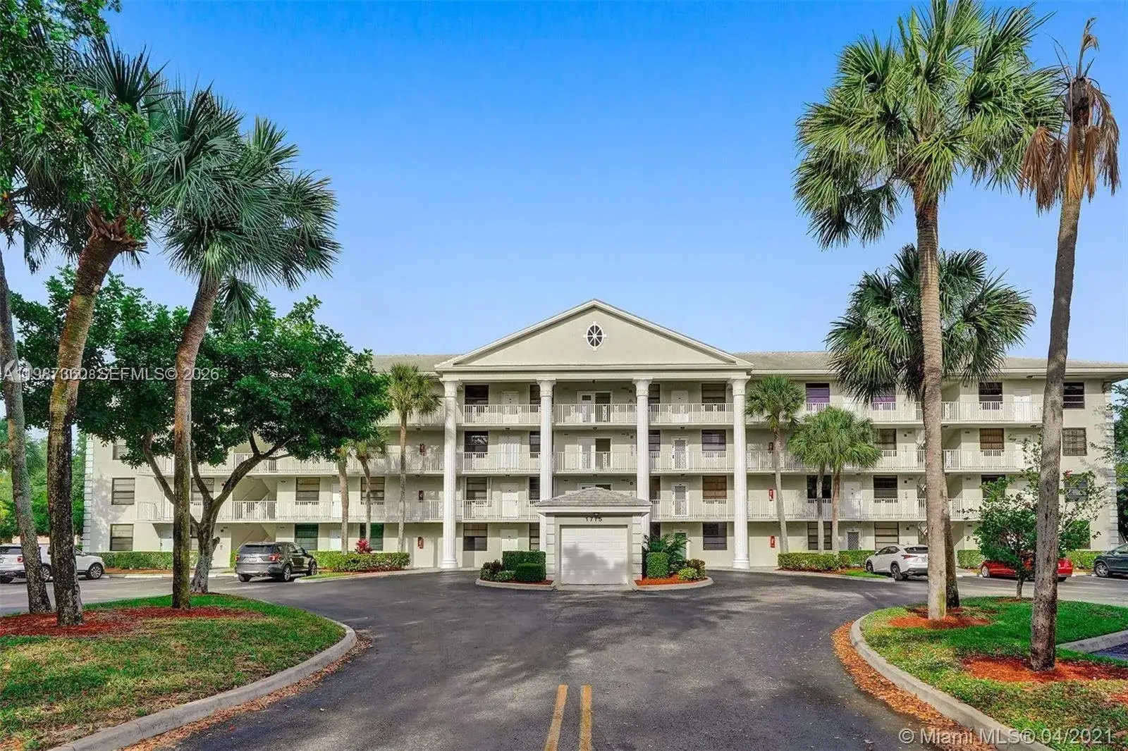 1715 Whitehall Dr # 202, Davie FL 33324