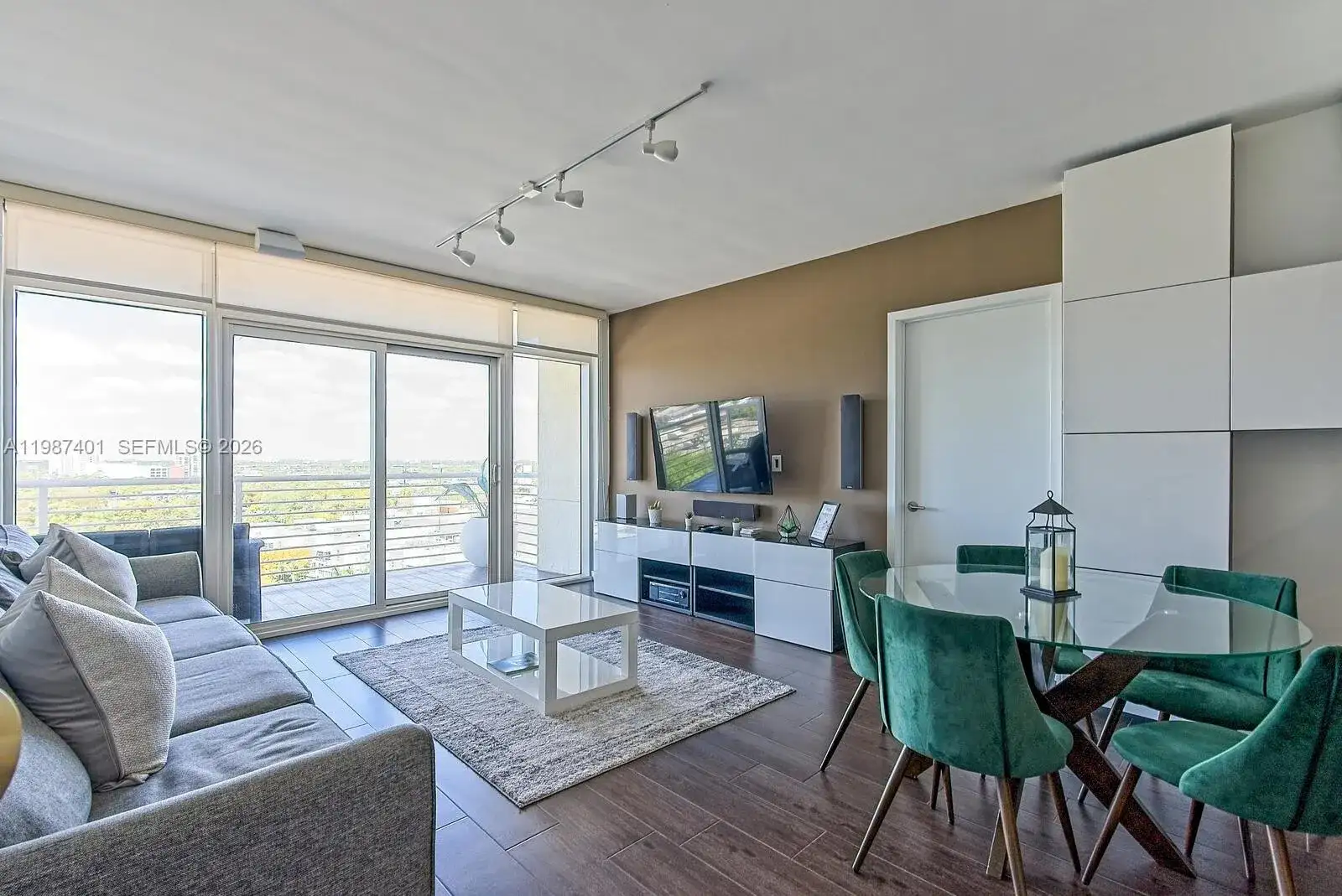 3250 NE 1st Ave # 1006, Miami FL 33137 photo 4