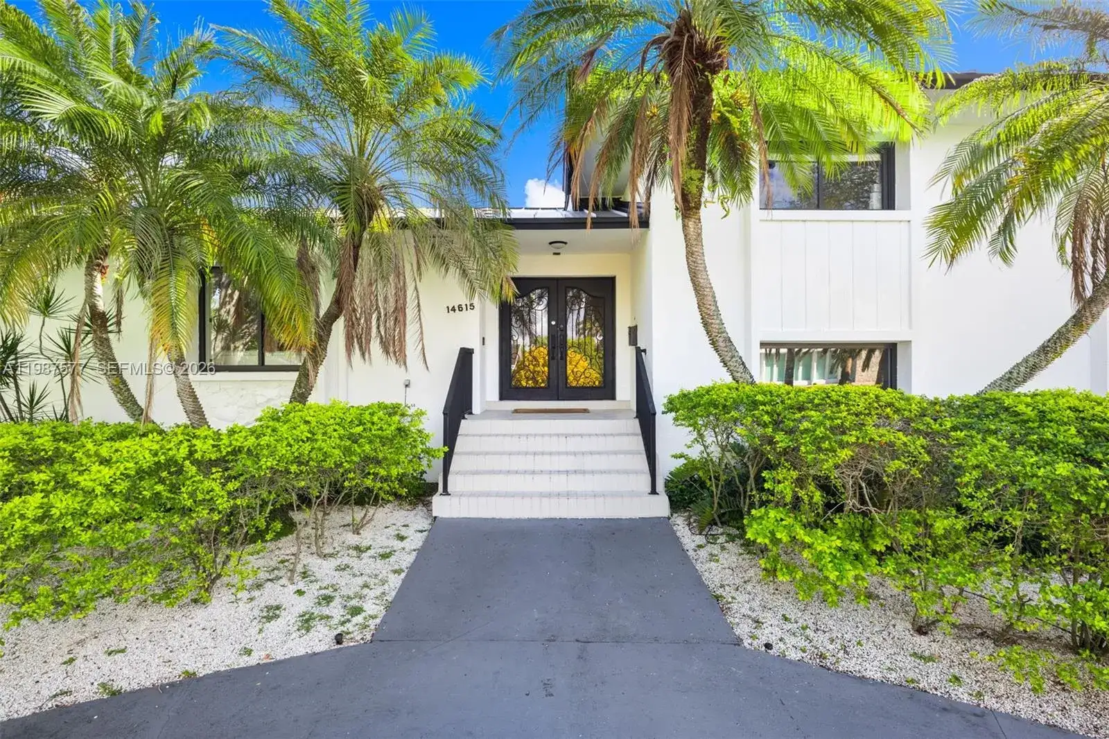 14615 SW 77th Ct, Palmetto Bay FL 33158 photo 2