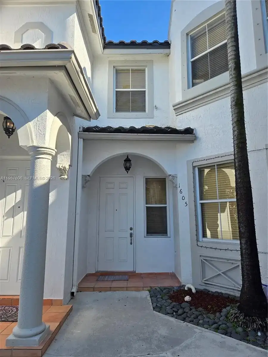 5630 NW 107th Ave # 1605, Doral FL 33178