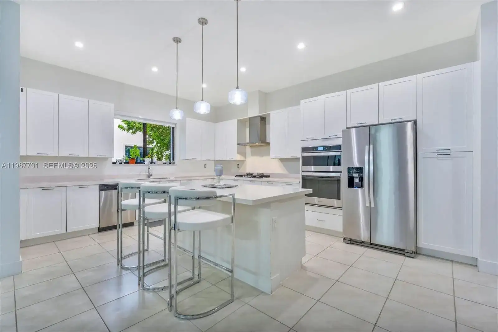 4346 NW 81st Ave, Doral FL 33166 photo 5