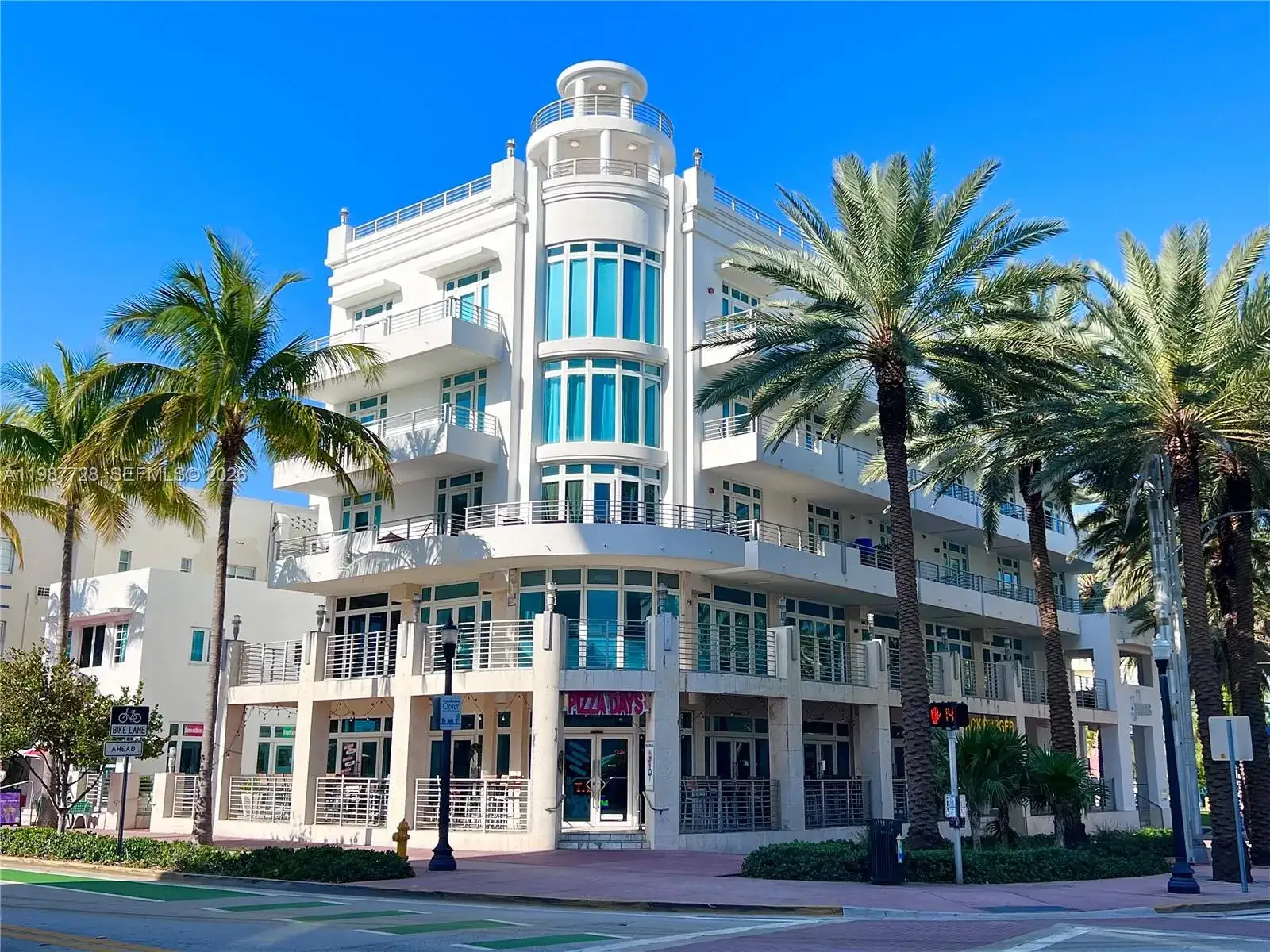 448 Ocean Dr # 302, Miami Beach FL 33139