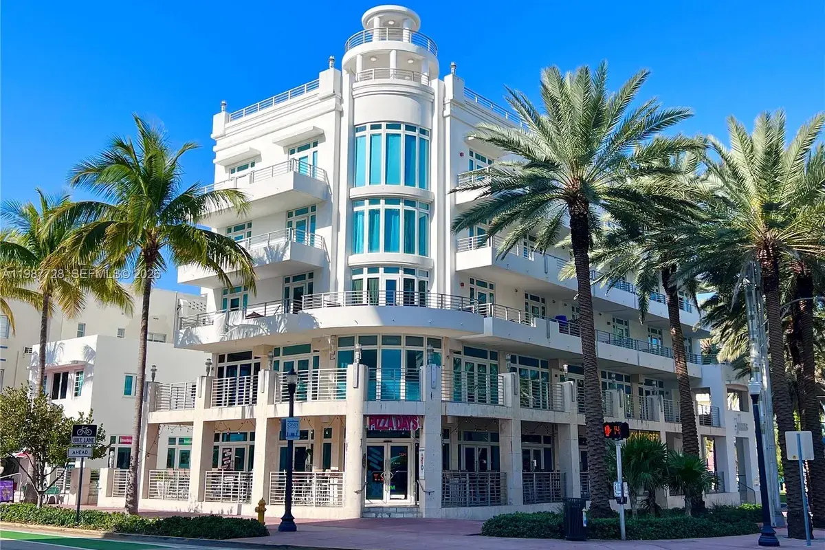 448 Ocean Dr # 302, Miami Beach FL 33139