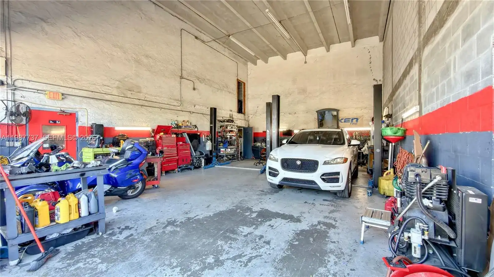 Profitable Mechanic Shop For Sale In West Park / Hollywood, West Park FL 33023 photo 3