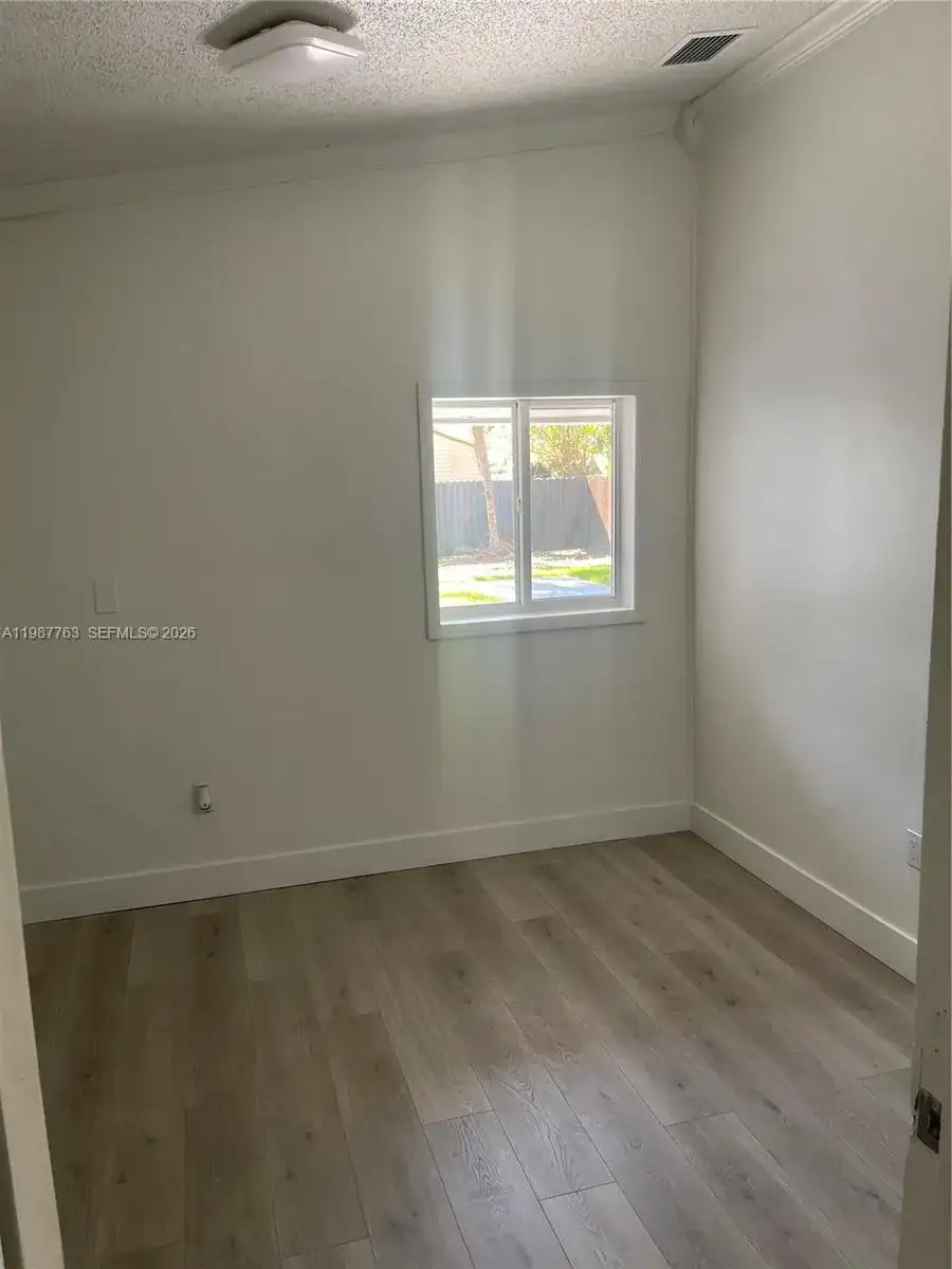 20700 SW 122nd Ave, Miami FL 33177 photo 5