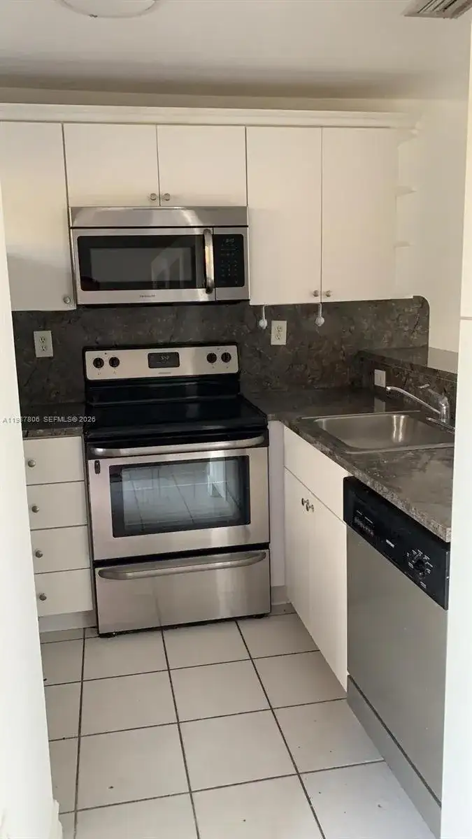 7905 NW 8 ST # 8A, Miami FL 33126 photo 5