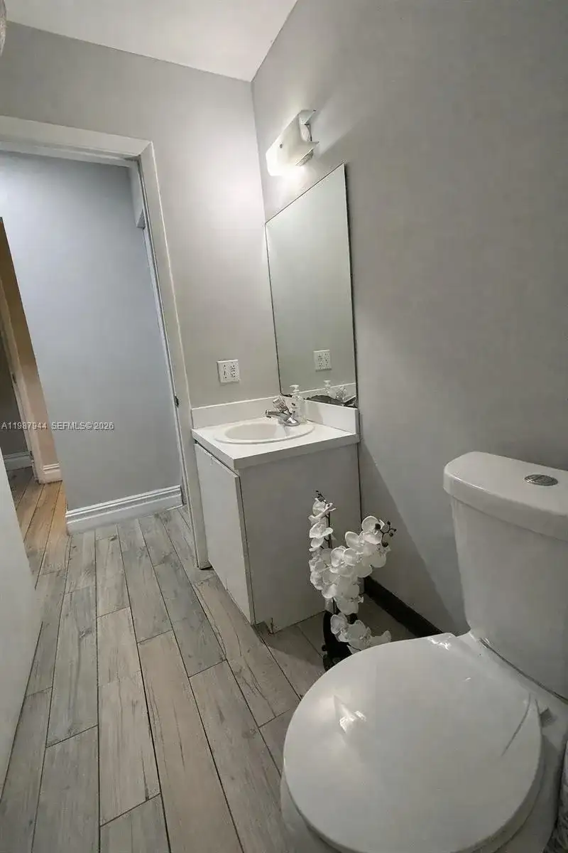 8851 NW 119th St # 1, Hialeah Gardens FL 33018 photo 3