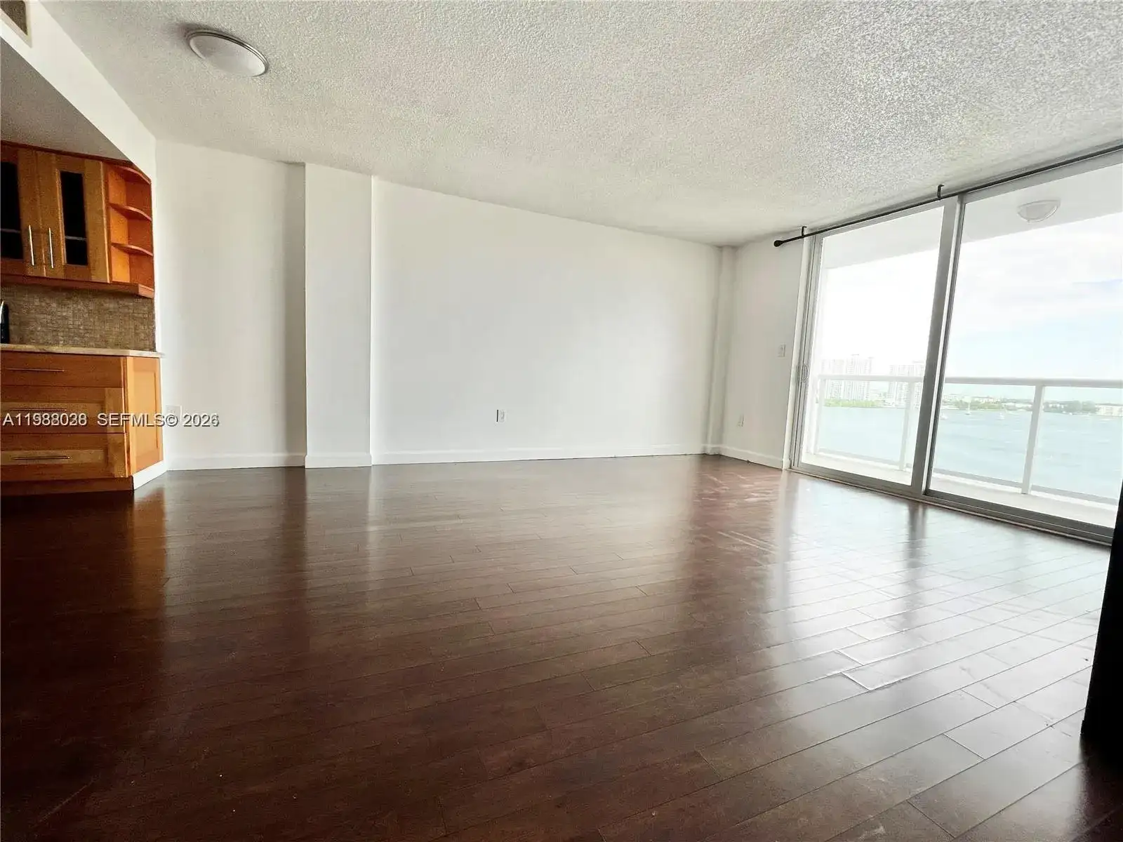2841 NE 163rd St # 1007, North Miami Beach FL 33160 photo 5